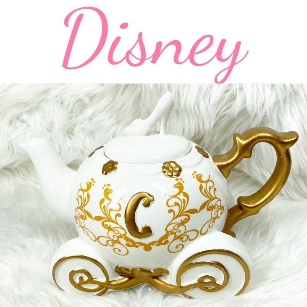 DISNEY PRINCESS ‎ CINDERELLA CARRIAGE TEAPOT — Limited Edition with Original Box